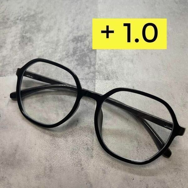 【新品】+1.0　老眼鏡　シニアグラス　リーディンググラス　黒ぶち　ブルーライトカット　大きめ　おしゃれ　軽量　ウェリントン