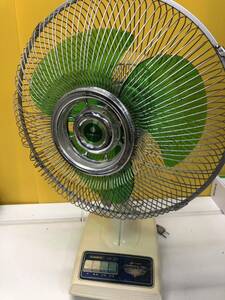 【現状品】中古品　昭和レトロ アンティーク 扇風機 SANYO Hi-cool oscillatingFan MODEL F-682 レトロ家電　動作確認済