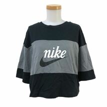 Nm217-2 NIKE ナイキ 半袖 ワイド Tシャツ シャツ カットソー ショート丈 トップス ロゴ プリント グレー×ブラック レディース L_画像1