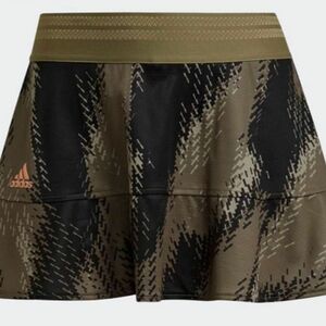 adidas 13_TPRMTCHSKIRT (JER21) 色 : オービットGRN サイズ : J/M