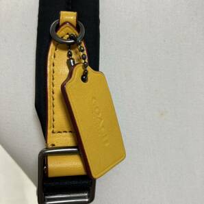 【中古】COACH リュック リュックサック レザー ミニリュック ディズニーコラボ ミッキー イエロー 黄色の画像3