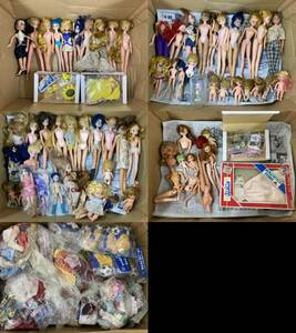 7925G Licca-chan Barbie other put on . change doll Western-style clothes large amount Junk 100 body 6 Sailor Moon Cutie Honey baby figure 