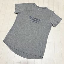 和320★⑥ DANSKIN ダンスキン 半袖 プリント Tシャツ スポーツ M グレー レディース_画像1