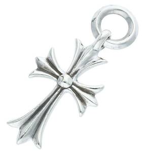 クロムハーツ Chrome Hearts TINY CH CROSS/タイニーCHクロス チャーム/シルバーネックレストップ 中古 SS07