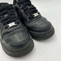 H ■ 22年製 '人気モデル' NIKE ナイキ AIR FORCE 1 '07 エアフォース LEATHER ローカット スニーカー 22.5cm レディース 靴 DD8959-001_画像4