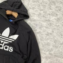 A▼ 洗練されたデザイン!! '着心地抜群' adidas originals アディダスオリジナルス トレフォイル スウェット パーカ / フーディ L 上着 BLK_画像3