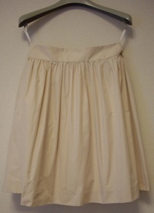  beautiful goods! made in Japan *UNTITLED Untitled * knee height flair skirt *2* light beige 