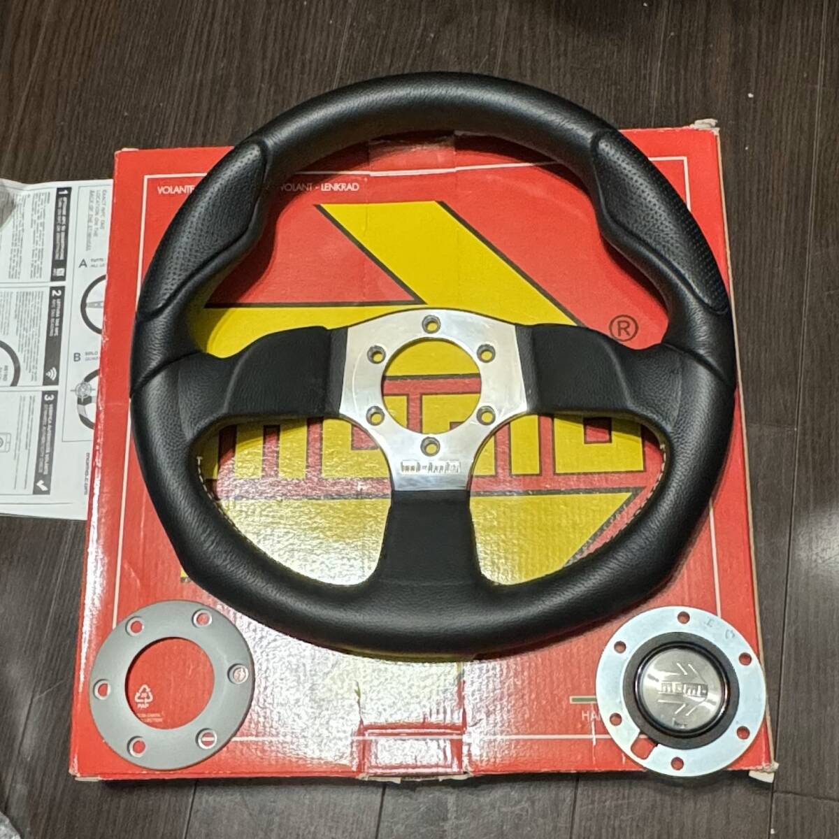 5715 正規品 MOMO COMMANDO 2R モモ コマンド2R 35Φ ブラック 5715 正規品 MOMO COMMANDO 2R モモ コマンド2R 35Φ ブラック
