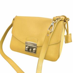 フルラ FURLA メトロポリス ショルダーバッグ レザー 革 ゴールド金具 鍵付き イエロー 黄色 大容量 レディース メンズ ウィメンズ