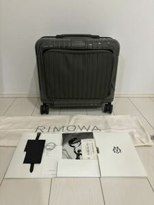 [ free shipping ]RIMOWA( Rimowa ) ESSENTIAL SLEEVE Compact Esse n car ru sleeve compact 31L salsa salsa business to lorry 