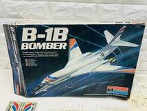 151★1円～★爆撃機 ロックウェル B-1B BOMBER ボンバー 飛行機 戦闘機 プラモデル モノグラム 1/72 写真現状品の為ジャンク_画像7