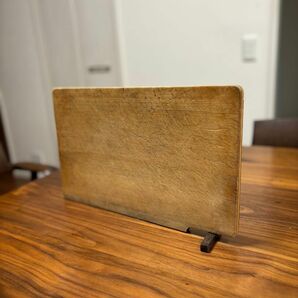 まな板　スタンド付き式 カッティングボード 天然木製 コンパクト 