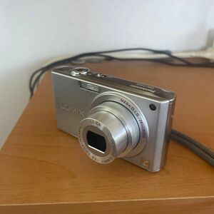 Panasonic LUMIX DMC-FX33