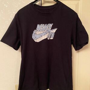 NIKE Tシャツ