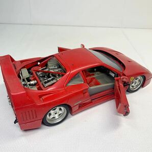 Bburago ブラーゴ 1/18 Ferrari フェラーリ F40 1987 ミニカー イタリア製 ジャンク品 の画像4