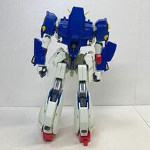 BANDAI バンダイ　MSZ-006　ゼータガンダム　1/100 スケール　マスターグレードモデル　ジャンク品　_画像5