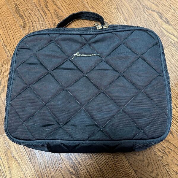 ランジェリーポーチ キルティング ブラック 美品