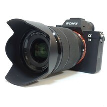 SONY ILCE-7M3 WW541200 α7Ⅲデジタル一眼カメラ ミラーレスレンズ FE 3.5-5.6/28-70 OSS 動作・通電確認済み バッテリー レンズフード_画像2