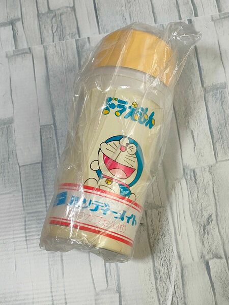 未使用品 昭和レトロ ドラえもん 水筒 ハンディーメイト タンブラー 直飲み 保冷