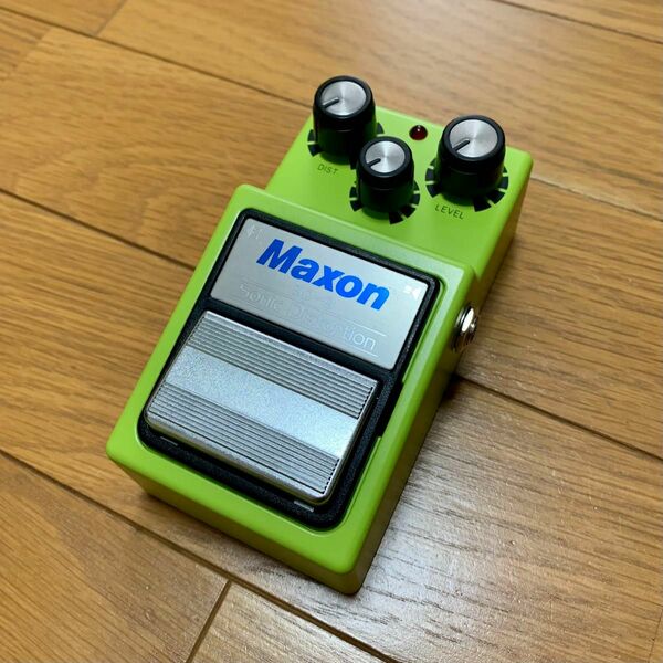 Maxon SD9