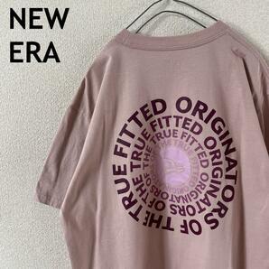 E1 ニューエラ　tシャツ 半袖　バッグプリント　Ｌメンズ ピンク系