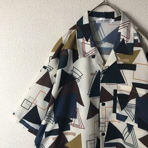 A1 グラフィックデザイン　幾何学模様　柄シャツ　半袖　オープンカラーXLメンズ
