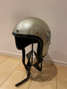 ヘルメットスタンド　ヘルメットホルダー　イナズマモチーフ　アイアン家具　インダストリアル家具