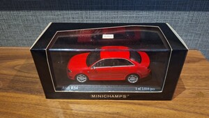 1/43 Audi RS4 красный B5