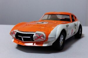 * Toyota 2000GT 1/24 plastic model final product Manufacturers unknown *
