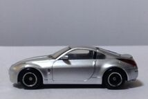 ★日産　フェアレディ　Z　　　1/64メーカー不明★_画像2