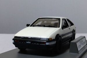 ★トヨタ　スプリンタートレノAE86　　1/43エムテック★