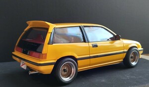 タミヤ　1/24 ホンダ　シビック　完成品　ワンダーシビック　　プラモデル