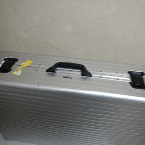 RIMOWA リモワ スーツケース、トランク 大型 古いの画像3