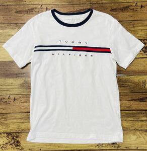 衝撃プライス！【大人ベーシックモデル！】【TOMMY HILFIGER トミーヒルフィガー】オリジナルロゴ 半袖Tシャツ【サイズS】ホワイト N-P84