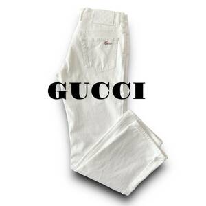 D19 美品 爽やかに履きこなす！L前後 48『グッチ GUCCI』GGロゴレザーパッチ 夏に映えるホワイトデニムパンツ スリム テーパード 白色