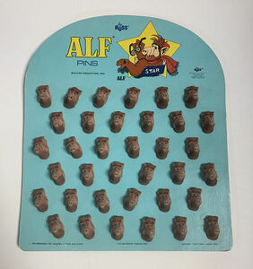 ALF SET OF 36 PINS RUSS ALIEN PRODUCTIONS COMPLETE WITH BACKING 1988 海外 即決