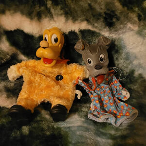 Vintage 1950s Walt Disney Productions Hand Puppets. Pluto & Tramp! RARE! 海外 即決