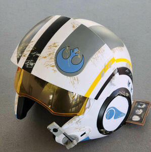 Disney Star Wars Galaxy's Edge X-Wing Resistance Pilot Helmet YOUTH White NWT 海外 即決