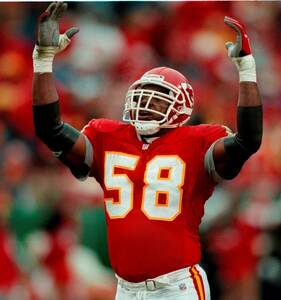 DERRICK THOMAS 8X10 GLOSSY PHOTO IMAGE #2 海外 即決