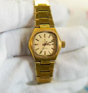 Vintage 1970s Hamilton Ladies Gold Watch-Mechanical-Not working/For parts 海外 即決