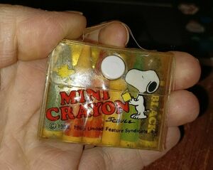 Vintage Butterfly Originals Peanuts Snoopy Mini Crayons in Snap Case Unused RARE 海外 即決