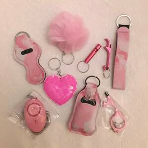 Pink 10pc key chains for women & teens 海外 即決