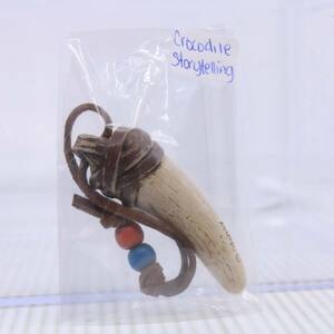 C1 Disney Adventureland Trading Company TIKI JUJU CROC TOOTH Scavenger Hunt D23 海外 即決