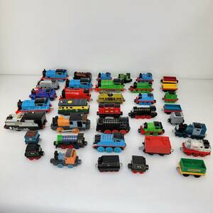 Lot 35+ Thomas The Train Trackmaster Engines & Cars (Motorized & Mini Cars) 海外 即決