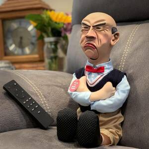 ANIMATRONIC TALKING WALTER DOLL 20" TALL by JEFF DUNHAM, NEW IN BOX, 10 PHRASES 海外 即決