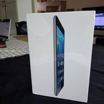 Apple iPad Mini MF 7