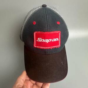 Snap-On tools trucker hat cap Officially Licensed hook loop closure gray 海外 即決