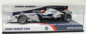 2006 BMW Sauber F1.06 Petronas Pit Lane British GP J Herbert 1/43 Minichamps MB 海外 即決