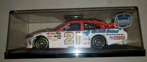 Trevor Bayne Motorcraft Daytona Win Autographed 1/24 Nascar Diecast 海外 即決