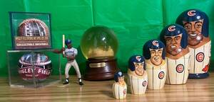 Chicago Cubs Nesting Dolls, 2 baseballs, figure &musical globe - VTG 海外 即決